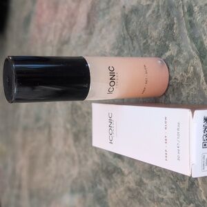 Iconic London Prep-Set-Glow Spray - Pink